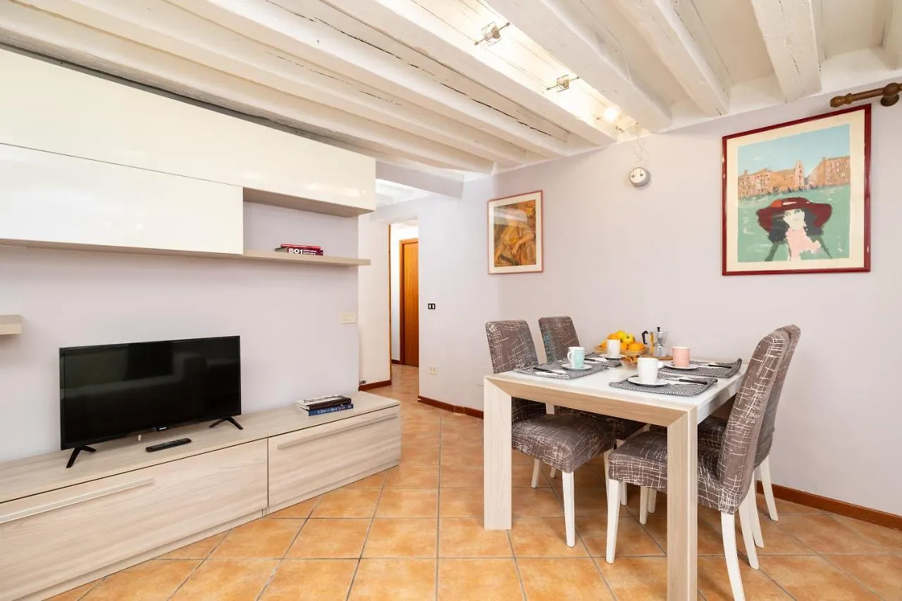 Appartamenti Superior In Via Garibaldi By Bricola Apartments Venise Italie