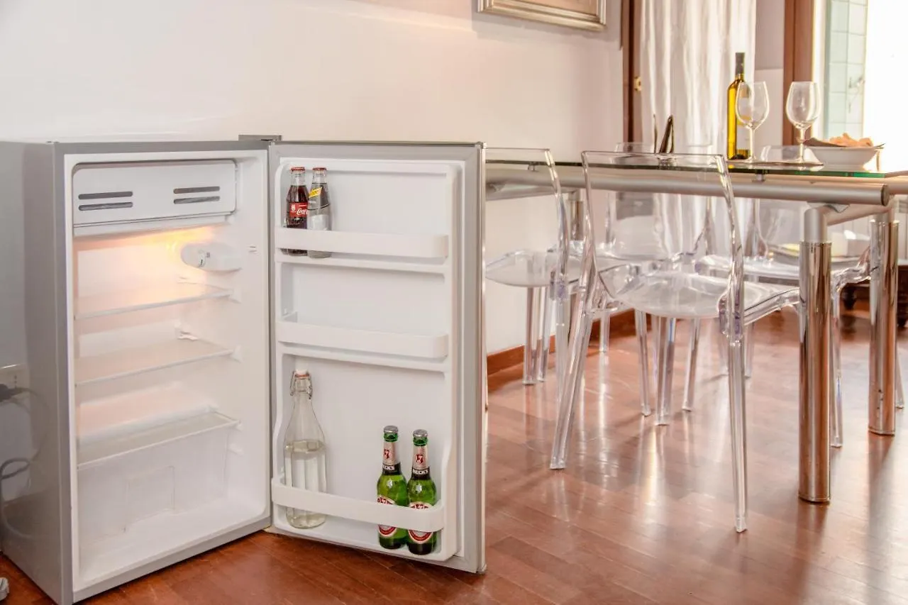 Appartamenti Superior In Via Garibaldi By Bricola Apartments Venecia